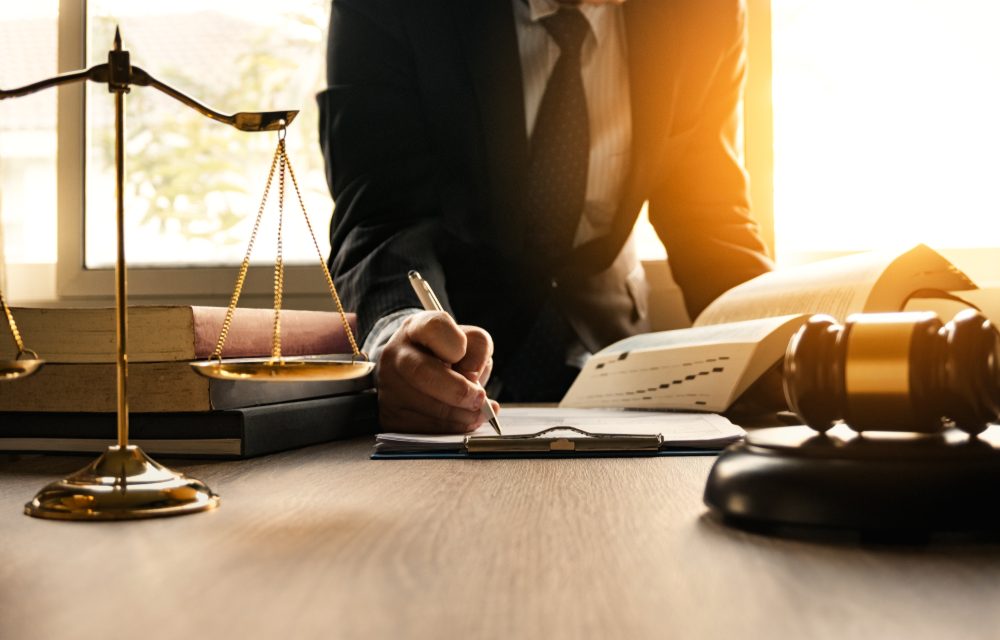 15 Reasons to Ask the Help of a Divorce Lawyer - reliablecounter blog