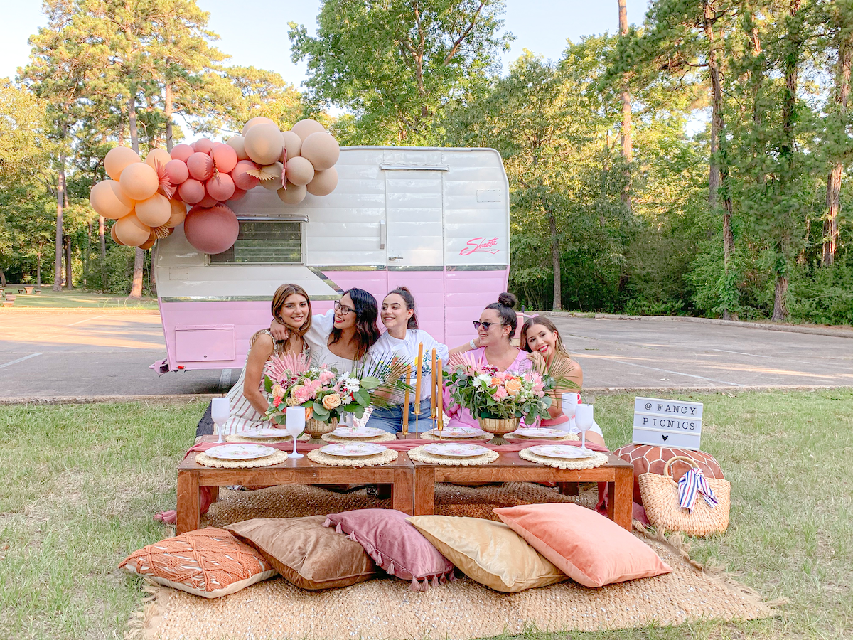 Throwing a Picnic in Houston is Now a Fancy Proposition Events Company Aims to Bring Joys of Picnicking Back